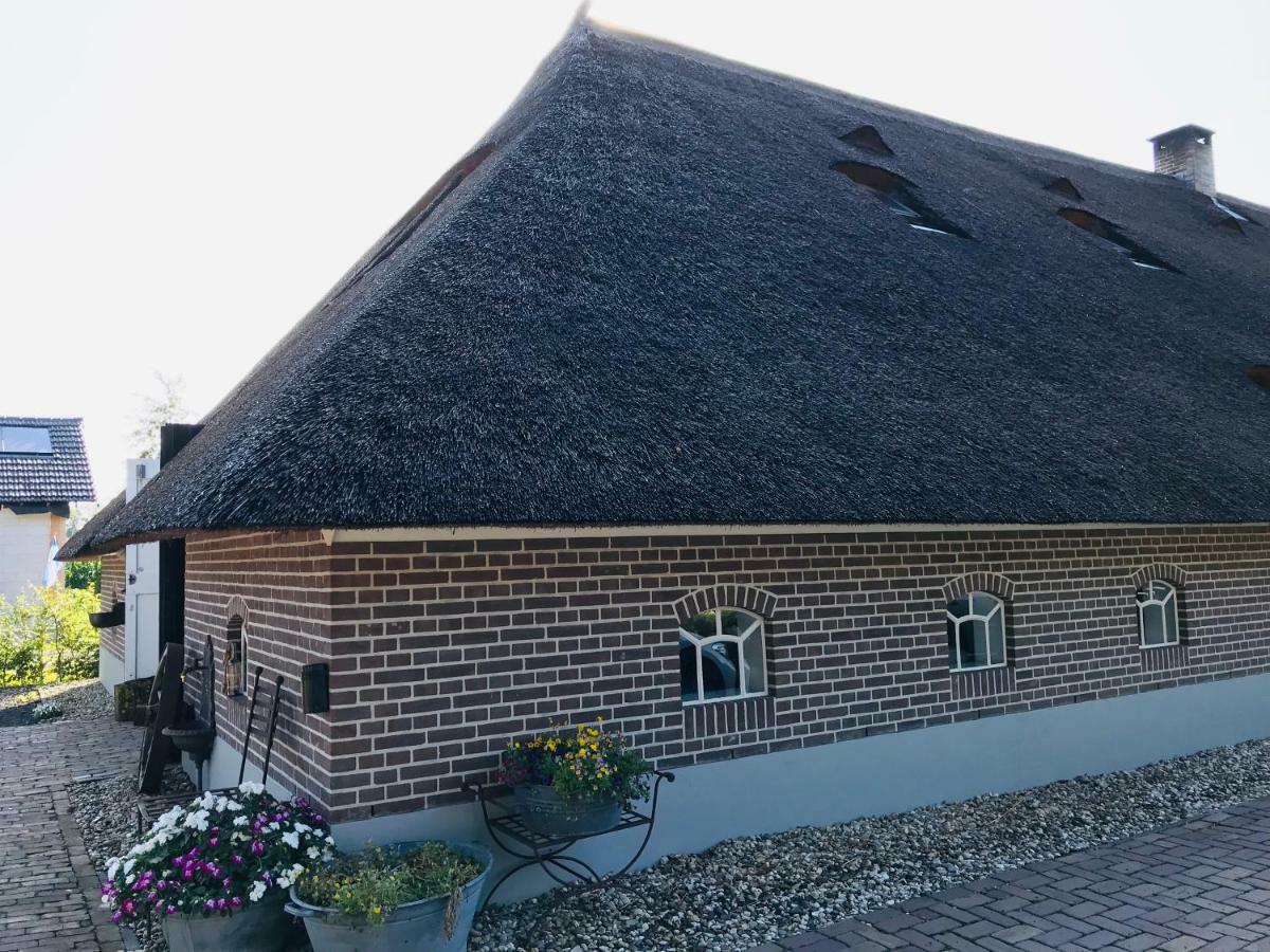 Het Achterhuis - Buitenplaats Ruitenveen, Prive! Nieuwleusen Exteriör bild